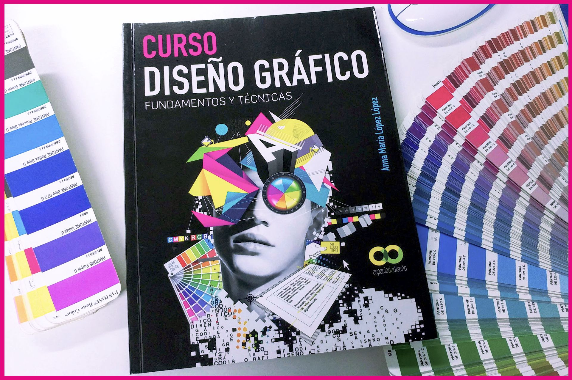 Definición de DISEÑO GRÁFICO en el libro Curso Diseño Gráfico, Fundamentos y Técnicas